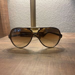 Ray Ban RB 4125 cats 5000 classic